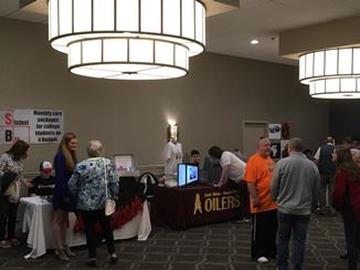 CEO Students Hold Trade Show